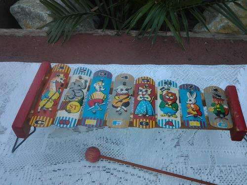 Vintage kiddies musical instrument - very unique and a rare find.