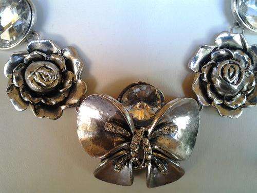 Butterfly and bow pewter Vintage look rhinestone necklace - Chic and sophisticated.
