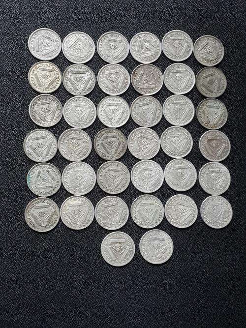 SAU TICKEYS 3d - NICE COLLECTION OF 38 COINS FROM THE 50's!  .50 SILVER, WEIGHT 53.7g - BID PER COIN