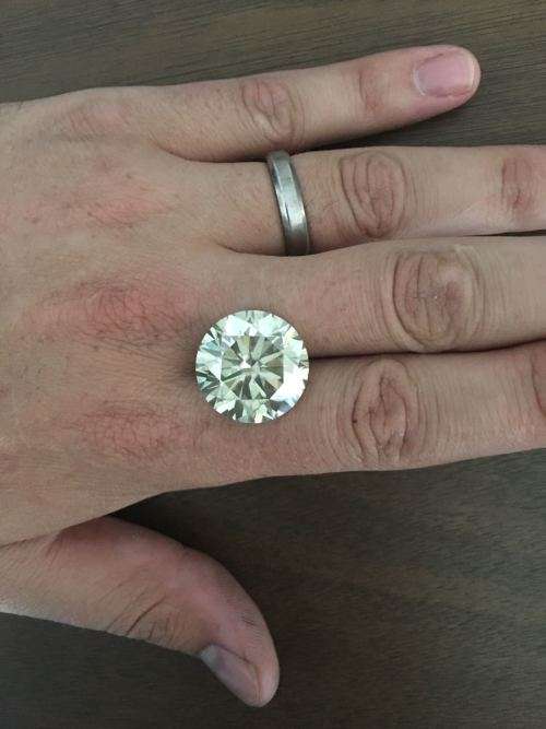Once in a lifetime stone 30.65 CT!!