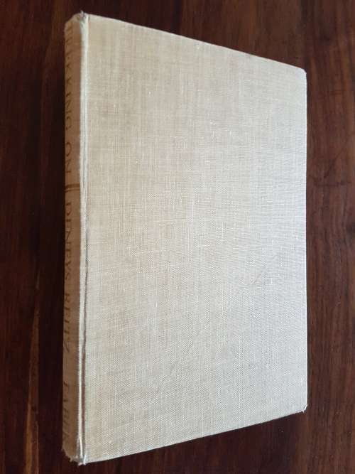 Trekking On - By Deneys Reitz