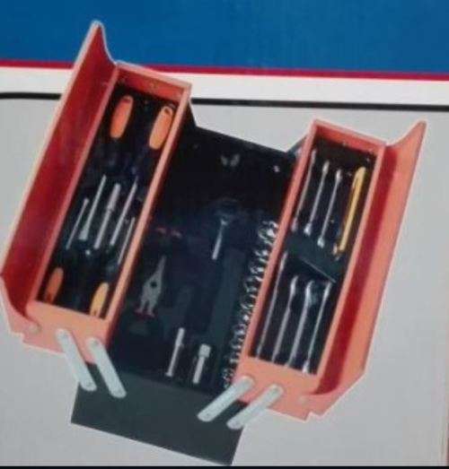 139 PIECE TOOLBOX