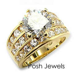 WEDDING/ENGAGEMENT CZ BAND RING SIZE 6