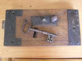 ANTIQUE RIM LOCK & KEY - FUNCTIONAL