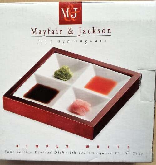 Divided serving dish with tray