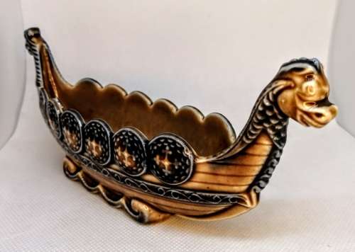 VINTAGE WADE CERAMIC VIKING DRAGON SHIP PLANTER