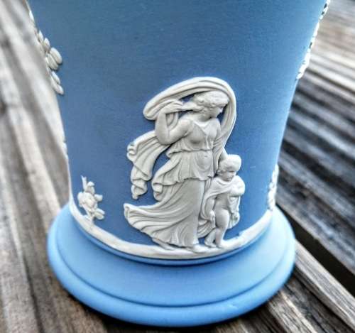 WEDGWOOD BLUE JASPERWARE VASE VINTAGE