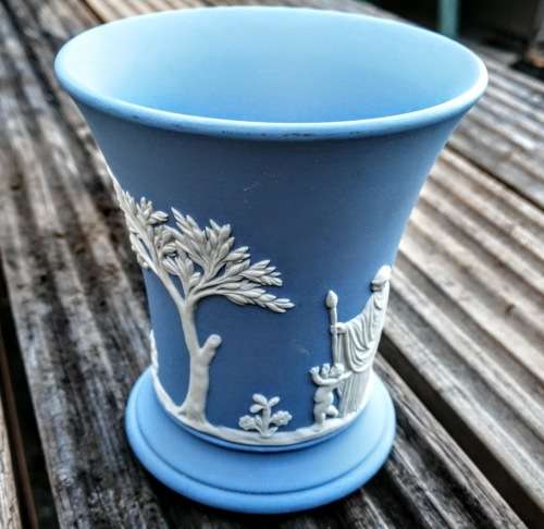 WEDGWOOD BLUE JASPERWARE VASE VINTAGE