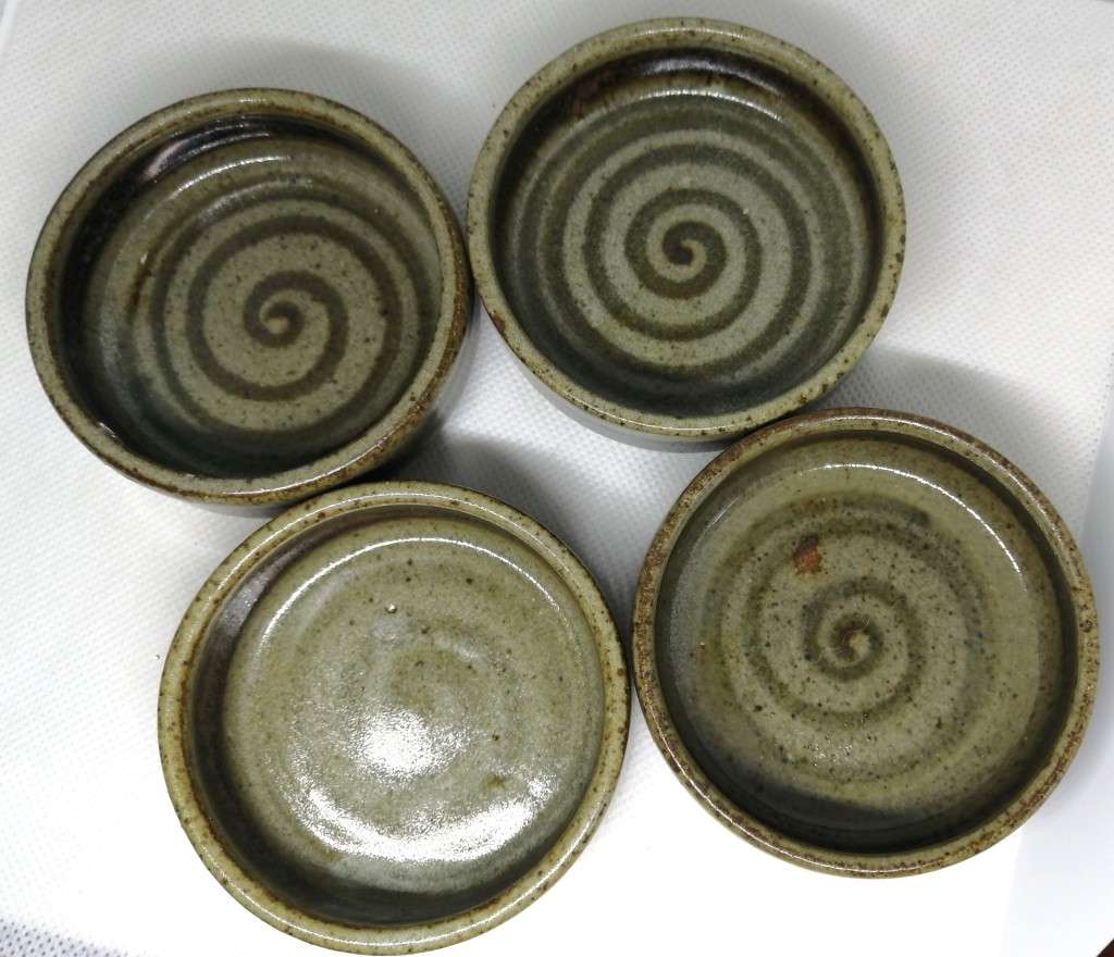 SET of 4 CERAMIC INDIVIDUAL SERVING SALT DISHES BUTTER CONDIMENTS JAM