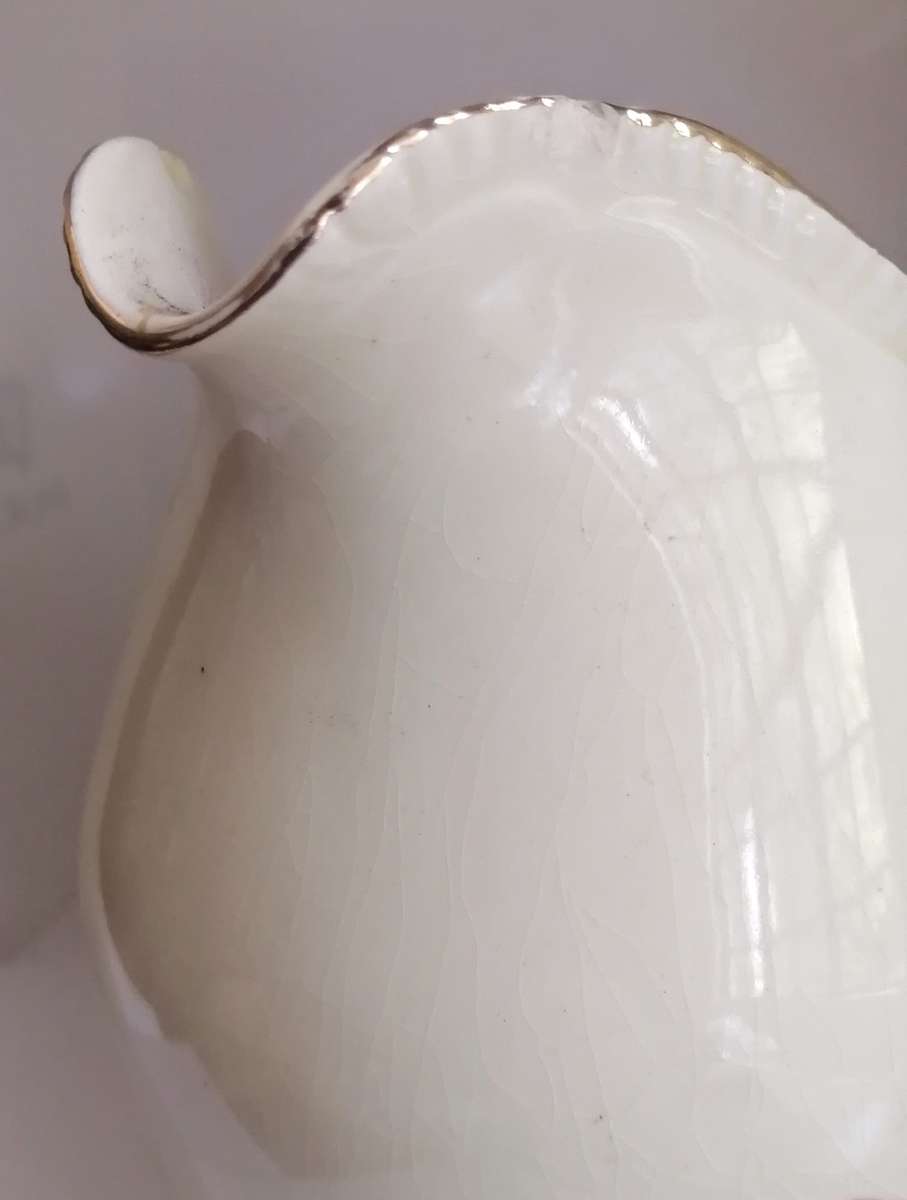 JUG Pitcher Vintage Royal Swan Uncommon