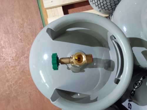 9KG GAS CYLINDERS FOR SALE