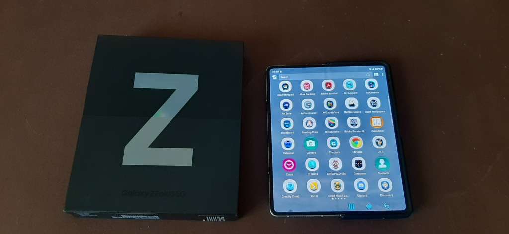 Samsung Galaxy Fold3 5G (Damaged front screen)