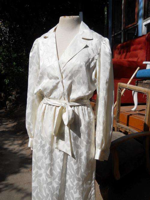 Italian Vintage Anna Di Firenez Pure White Silk Long Sleeved Day Dress Size 12 Hand Wash Only