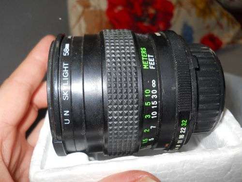 Vivitar Lens MC Macro 28 -50mm 1:3.5-4.5 Serial no.28110821 made in Japan