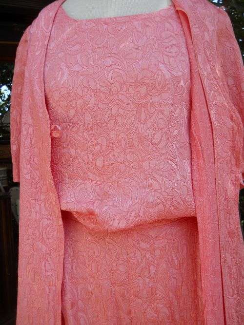 1980s Vintage Three Piece Suit Marlene Dietrich Style in Pink Satin Size 12