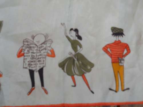 Small 1950s Vintage 100% Pure Silk Square Scarf 44cm x 44 cm