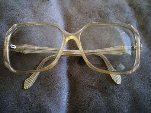 Vintage Designer 1970s Cosmet Oversized Retro Womens Eyeglasses Spectacles Frame