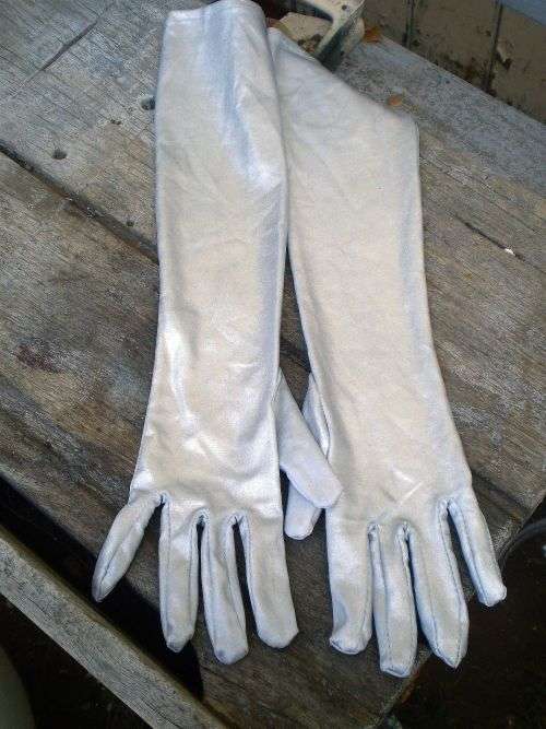 Original Vintage 1950s Silver Over Ellbow Ladies Evening Cocktail Gloves Size M very good condition