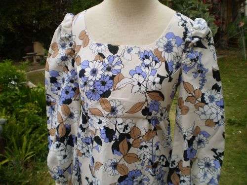 Original 1960's Vintage Empire Style Long Sleeve Floral Maxi Dress Size 10