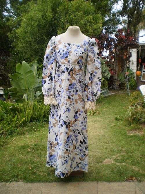 Original 1960's Vintage Empire Style Long Sleeve Floral Maxi Dress Size 10