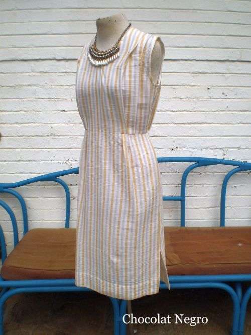Gorgeous Vintage 19080s Ladies Striped Two Piece Dress And Blazer Size 10 excellent condition