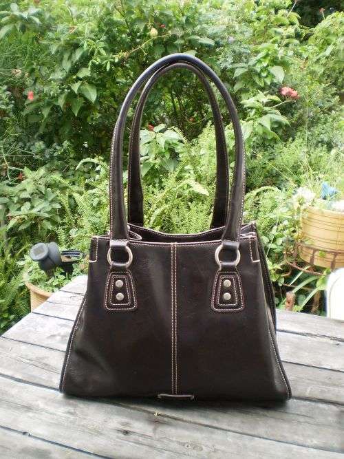 Nine West Faux Brown Leather Handbag 25cm height x 30 cm width excellent condition