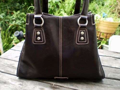 Nine West Faux Brown Leather Handbag 25cm height x 30 cm width excellent condition