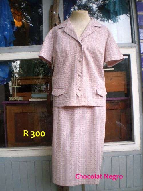 Original 1960s Vintage Crimpelene Two Piece Outfit Skirt and Blazer Size 14