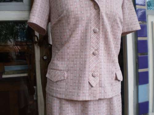 Original 1960s Vintage Crimpelene Two Piece Outfit Skirt and Blazer Size 14