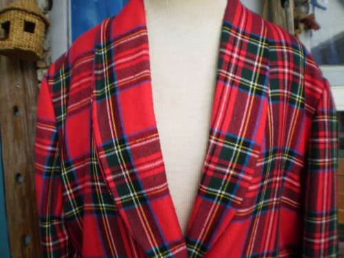 1980s Vintage Tartan Overlength Ladies Red Designer Blazer 100 %Wool Size 16 Excellent Condition