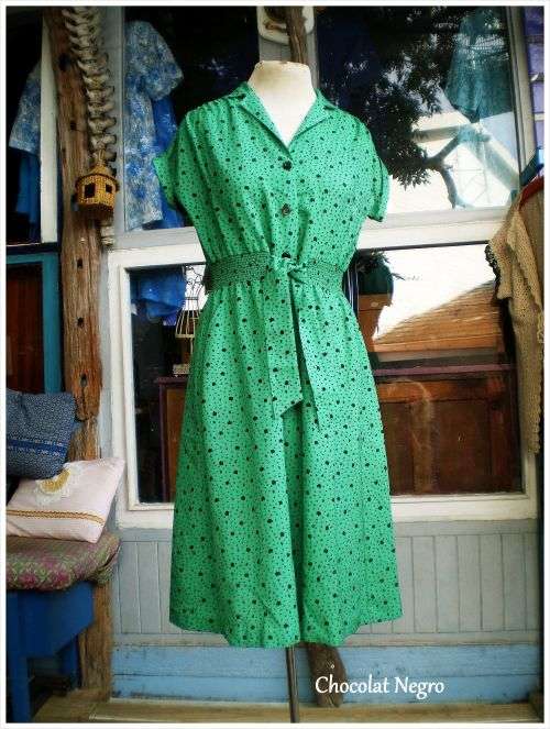 Vintage 1970s Buttoned Green Dress Size 10 to small 12 excellent condition