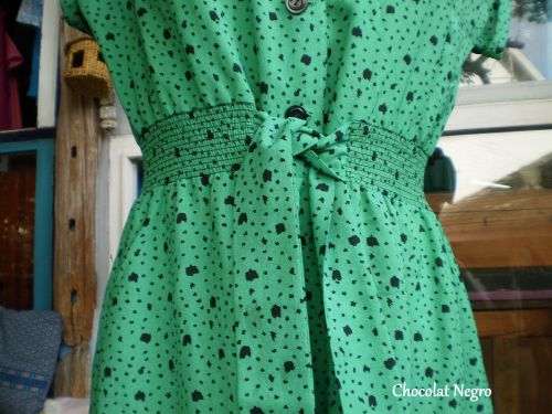 Vintage 1970s Buttoned Green Dress Size 10 to small 12 excellent condition
