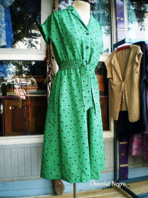Vintage 1970s Buttoned Green Dress Size 10 to small 12 excellent condition