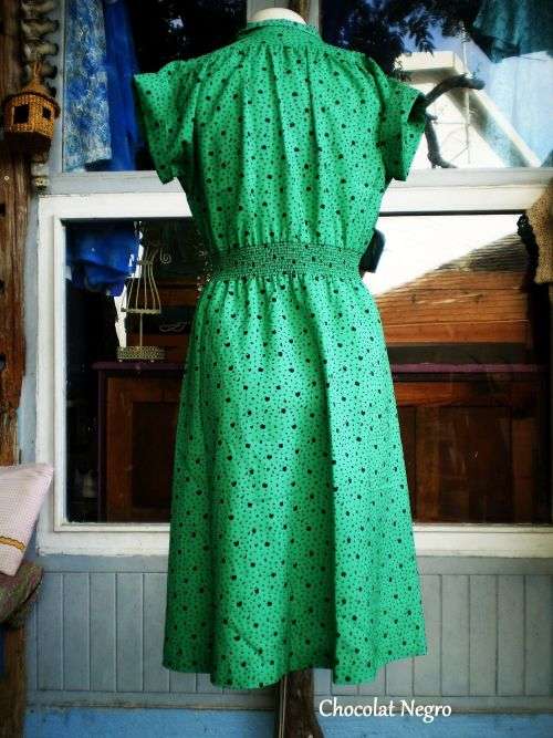 Vintage 1970s Buttoned Green Dress Size 10 to small 12 excellent condition
