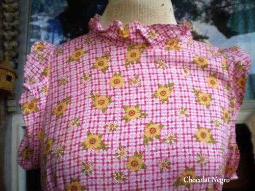 Vintage 1980s  Feminine Maxi Dress Sunflowers On Pink Size 10 excellent condition