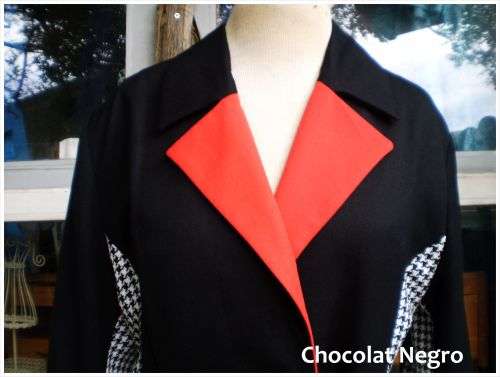 1980s Vintage Funky Ladies Red Black And White Designer Blazer  Size 10 Excellent Condition