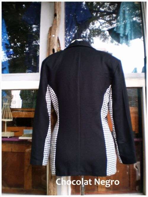 1980s Vintage Funky Ladies Red Black And White Designer Blazer  Size 10 Excellent Condition