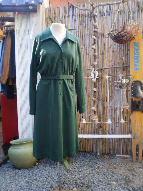 Beautiful Vintage 1960s Moss Green Long Sleeves Winter Dress Size 42 (size 18)