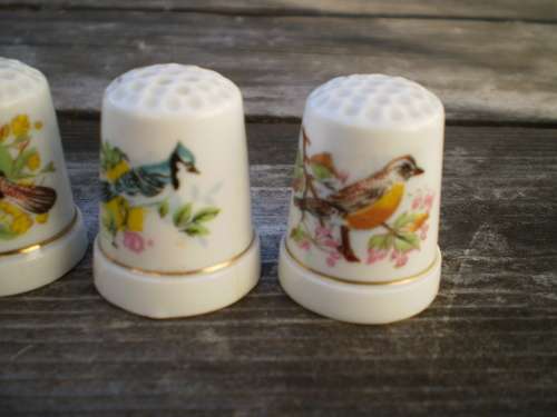 Set Of Five Collectable Porcelain Thimbles With Bird Motifs