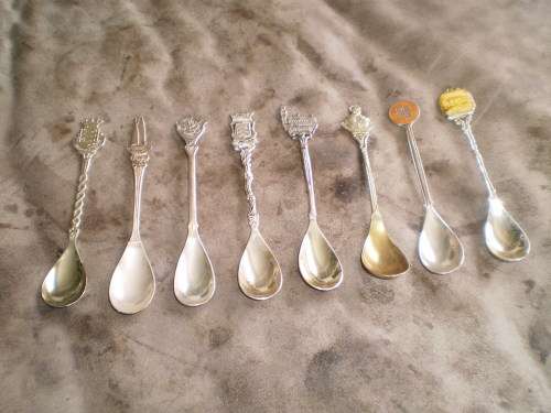 Vintage Set Of 8 Silver Plated Souvernir Spoons From Holland 1970s