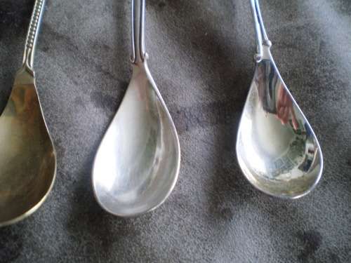 Vintage Set Of 8 Silver Plated Souvernir Spoons From Holland 1970s