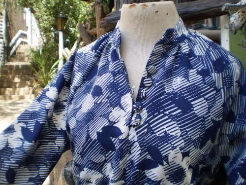 Vintage 1970s Cocktail Dress Blue And White Size 12