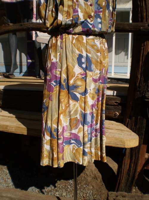 1980s Vintage Day Jacket Dress Size 14 With Collar