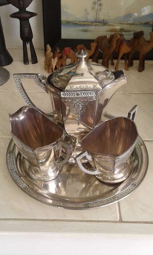 Silverplated Flower Engraved Tea Coffee Set Teapot Sugar And Milk Jug