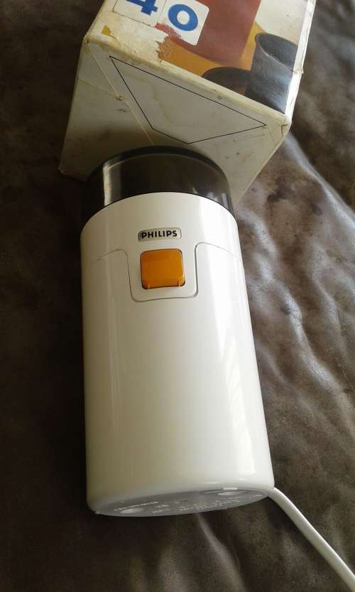 Vintage German Philips Electric Coffee Bean Grinder Working