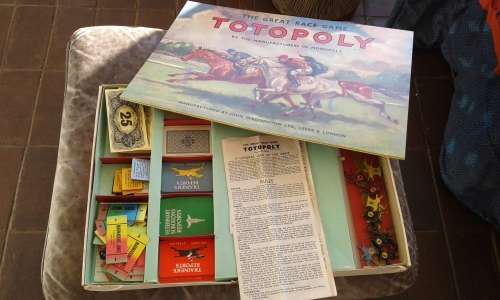 Vintage Collectable Totopoly The Great Race Game Boardgame John Waddington Complete 1949 edition