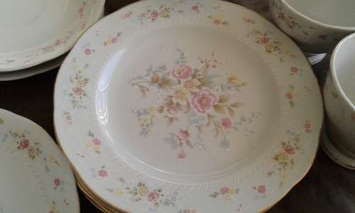 Vintage Chinese Porcelain Tea Set Beautiful Floral Pattern Marked