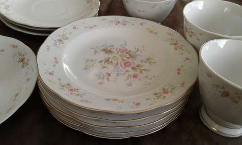 Vintage Chinese Porcelain Tea Set Beautiful Floral Pattern Marked