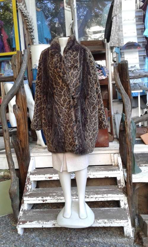 Vintage 1980s Faux Fur Leopard Coat Size 16 to 18