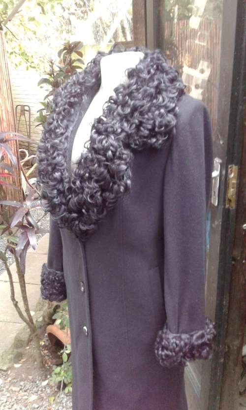 Vintage High Quality Black Cashmere And Fur Designer Coat Made In Italy Size 10